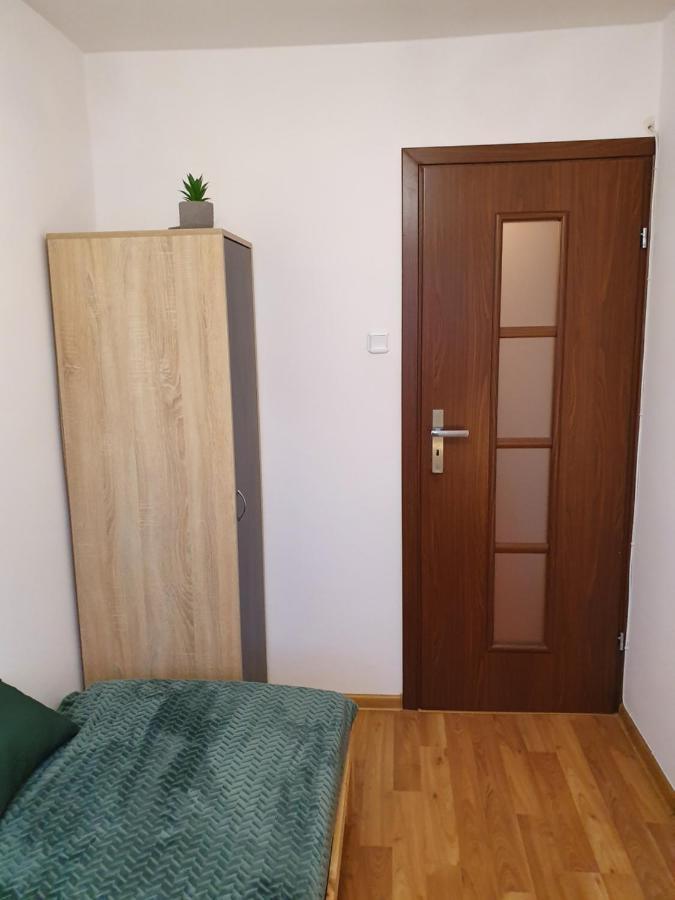 4 Rooms Solidarnosci Warszawa Zewnętrze zdjęcie